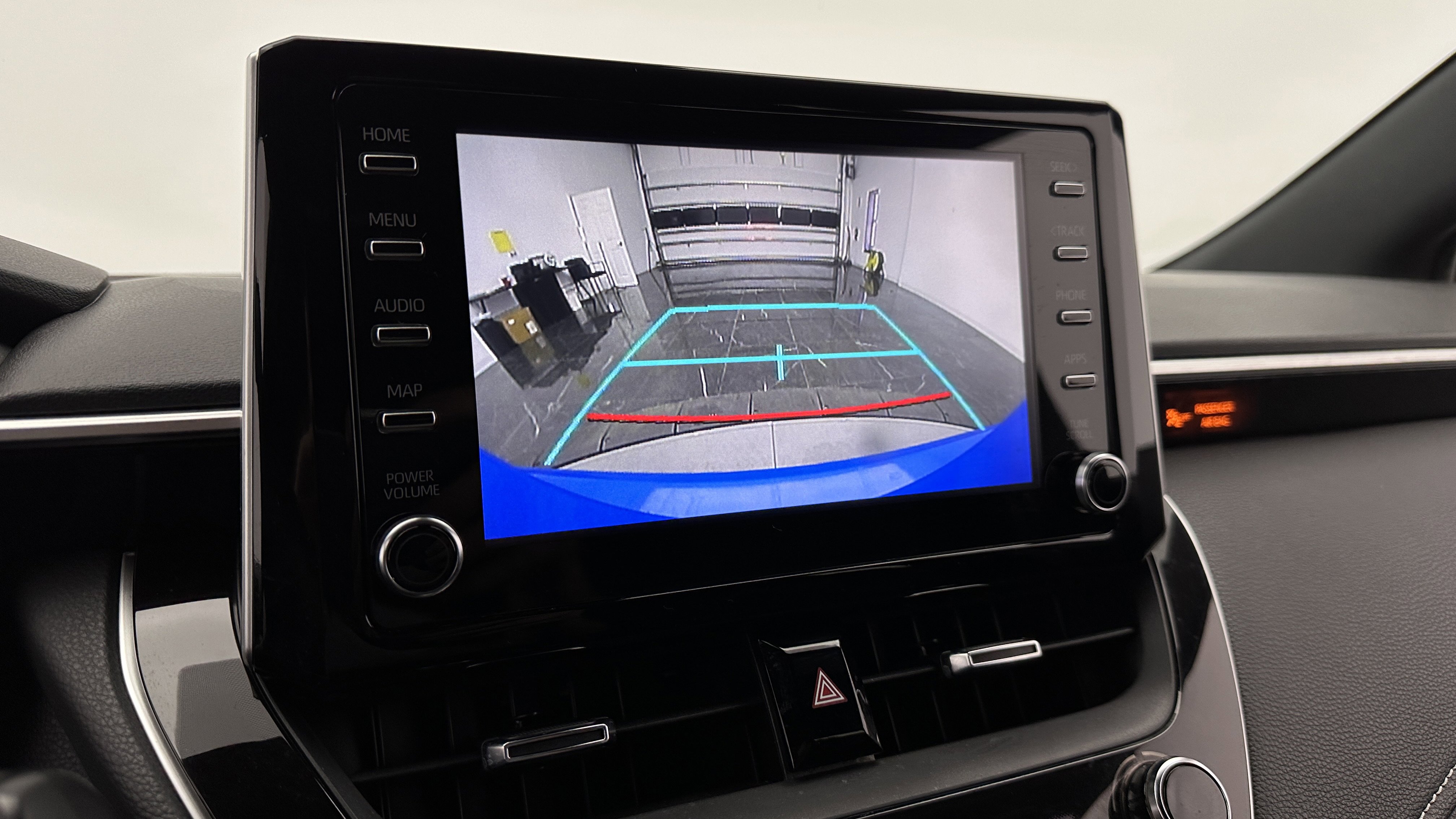Used 2019 Toyota Corolla SE image 16