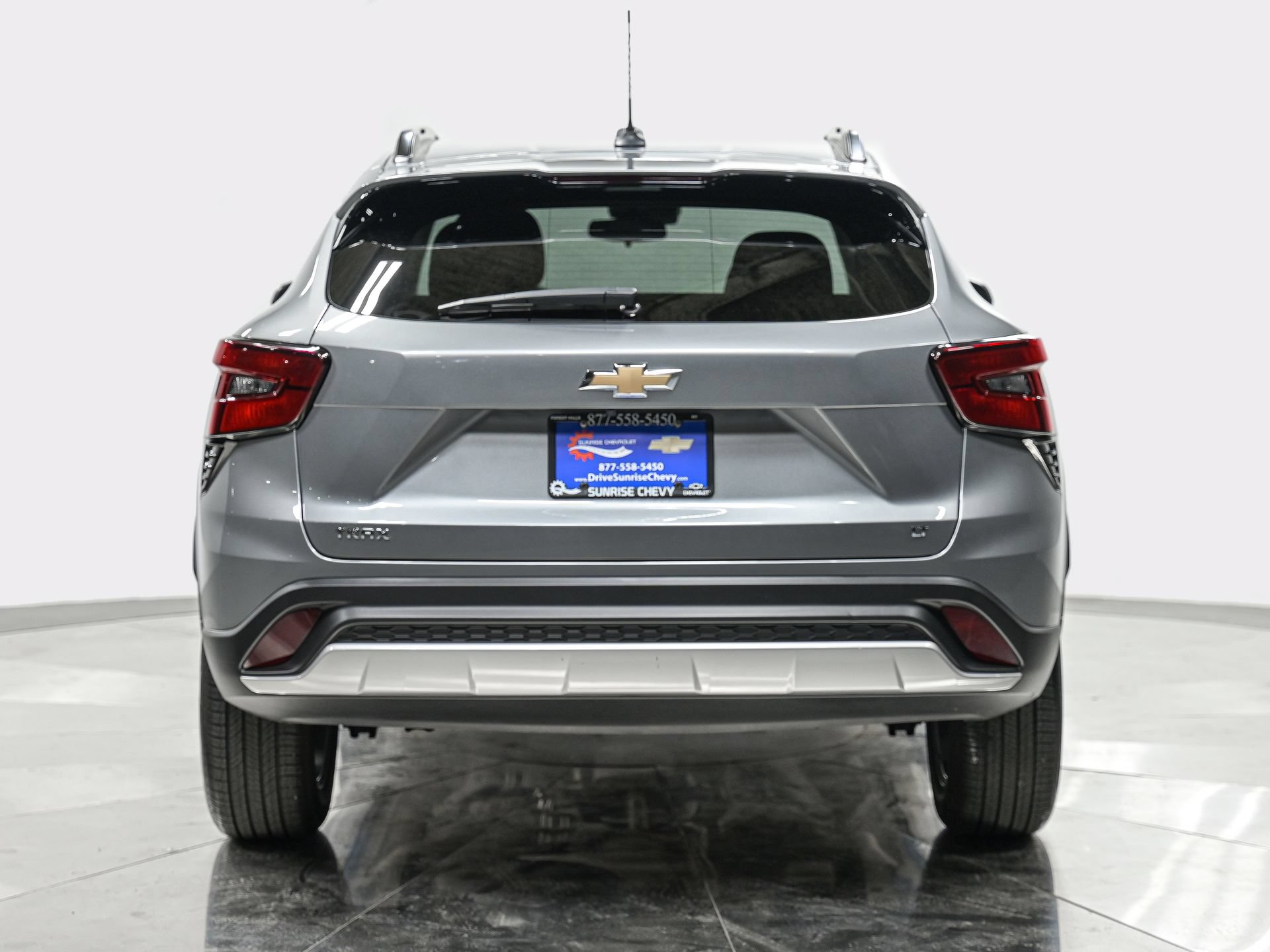 Used 2026 Chevrolet Trax LT w/ Driver Confidence Package FWD image 5