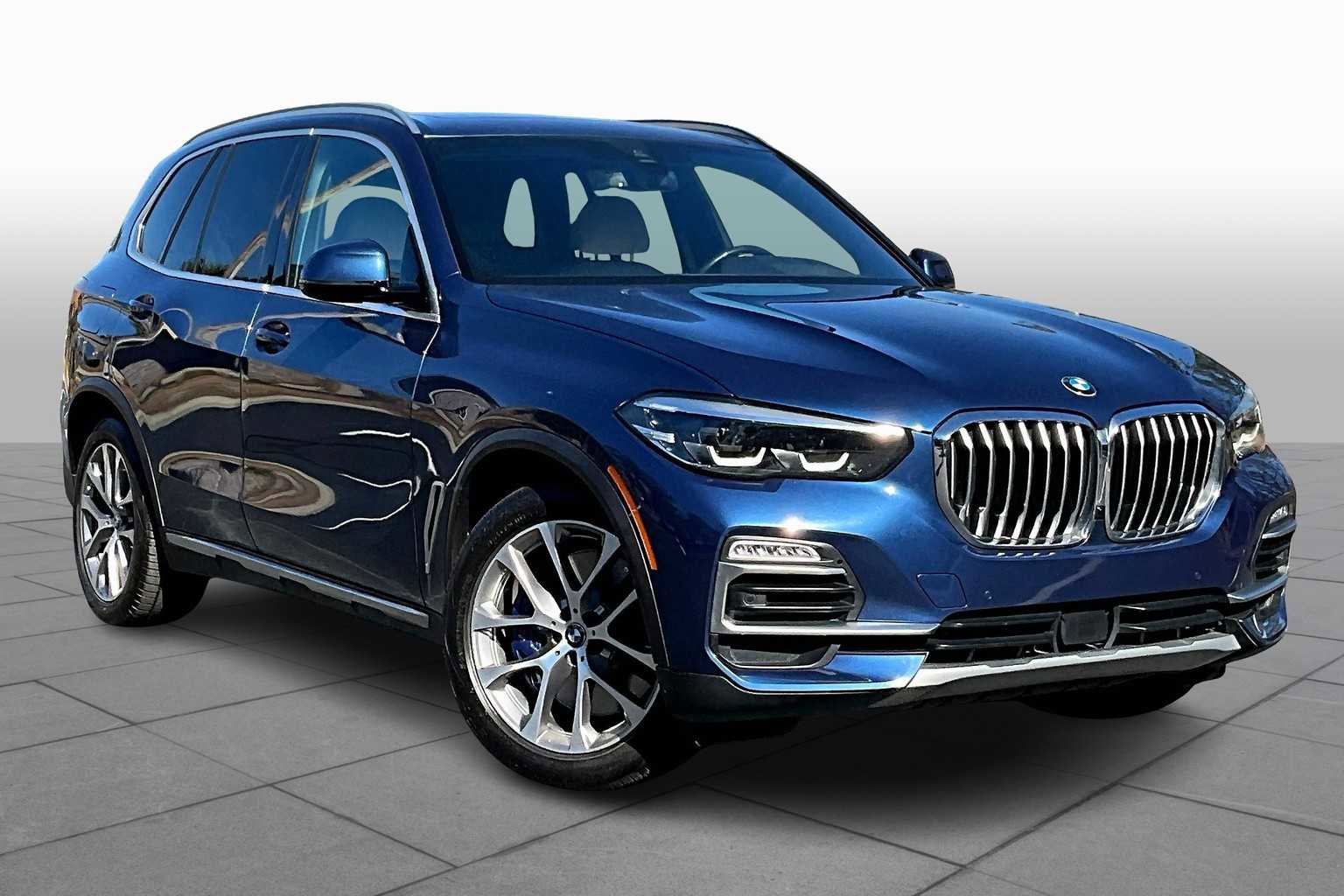 Used 2019 BMW X5 xDrive40i w/ Luxury Seating Package image 3