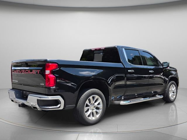 Used 2022 Chevrolet Silverado 1500 LTZ w/ LTZ Premium Package AWD/4WD image 6