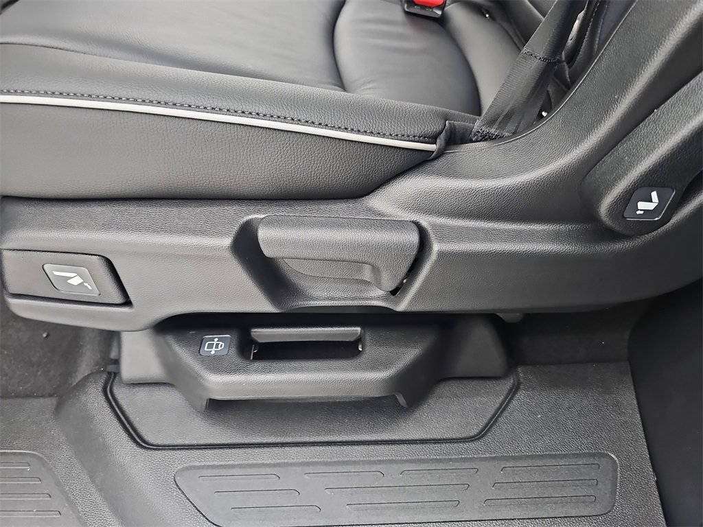 New 2026 Honda Odyssey Touring image 27