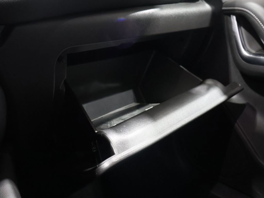 Used 2025 Chevrolet Blazer LT w/ Midnight/Sport Edition image 31