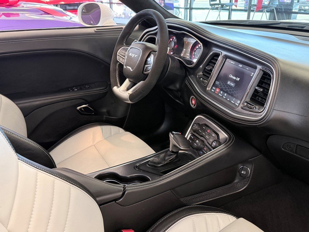 Used 2022 Dodge Challenger SRT Hellcat image 17