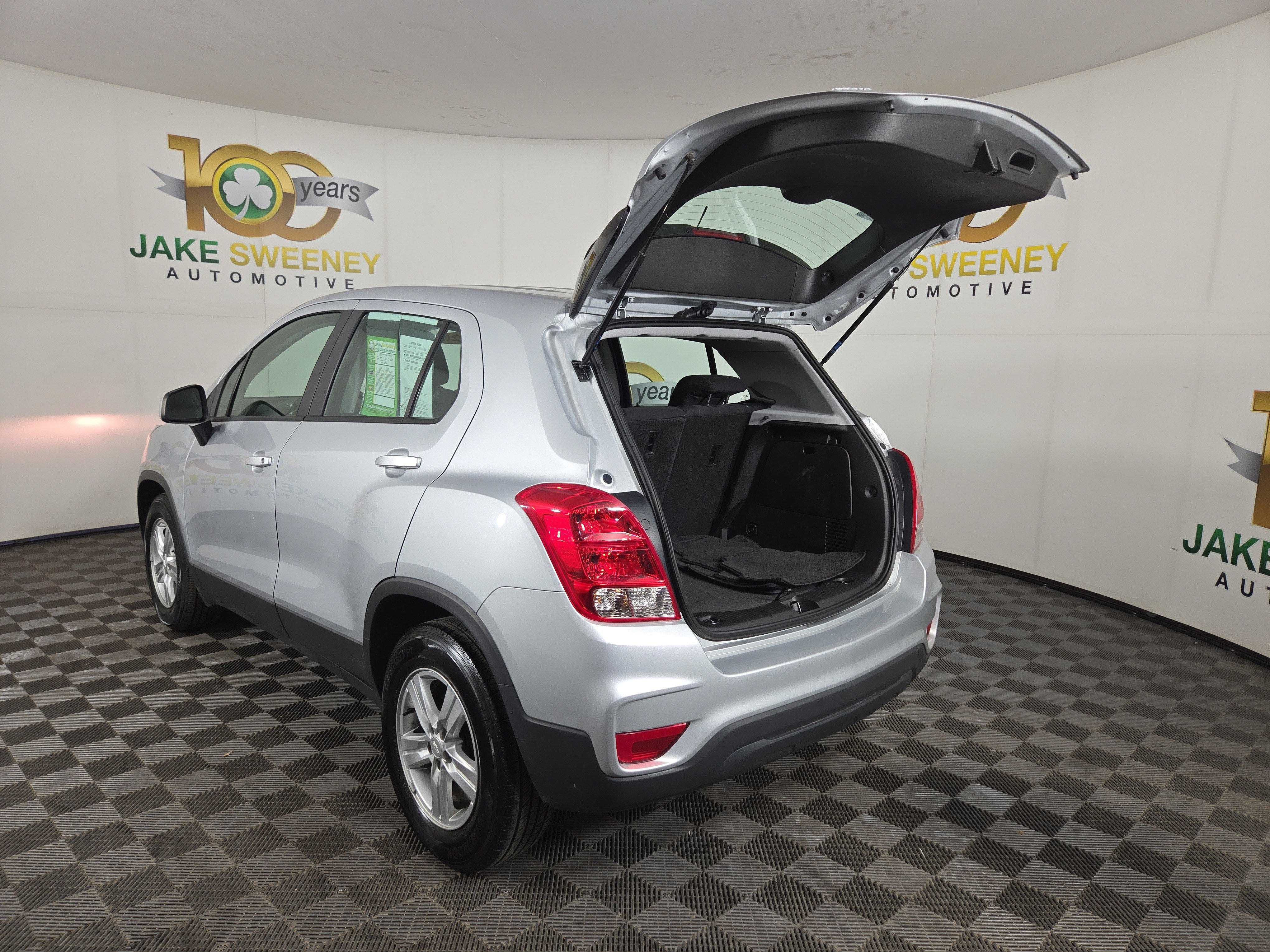 Used 2020 Chevrolet Trax LS image 27