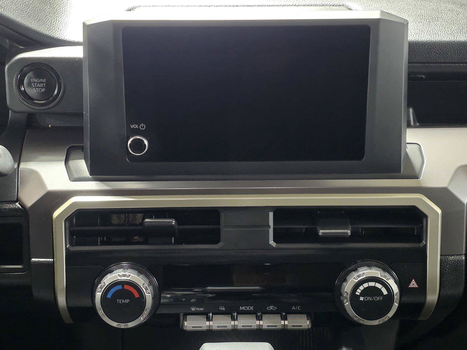 Used 2025 Toyota Tacoma SR5 AWD/4WD image 26