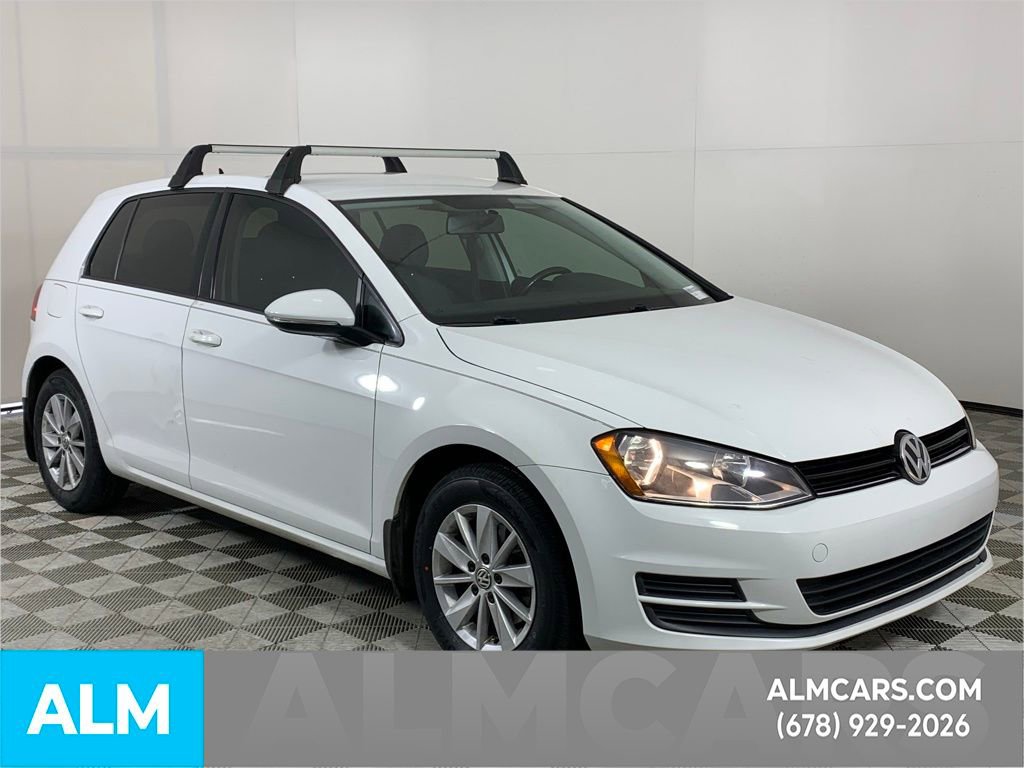 Used 2016 Volkswagen Golf S image 11