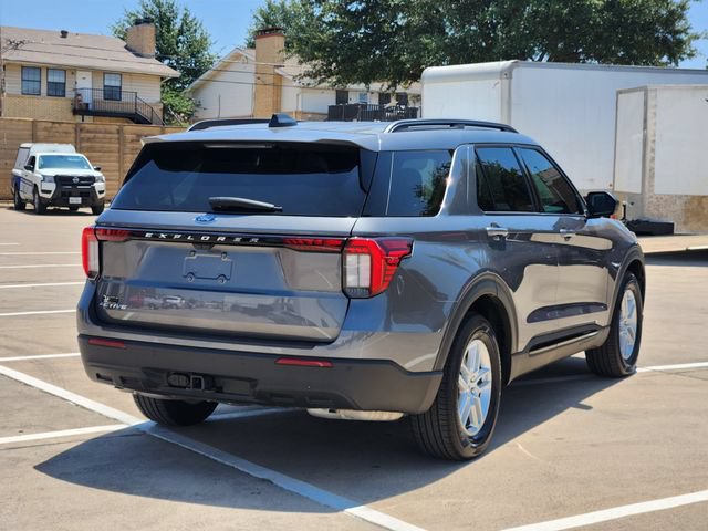 Used 2026 Ford Explorer Active RWD image 15