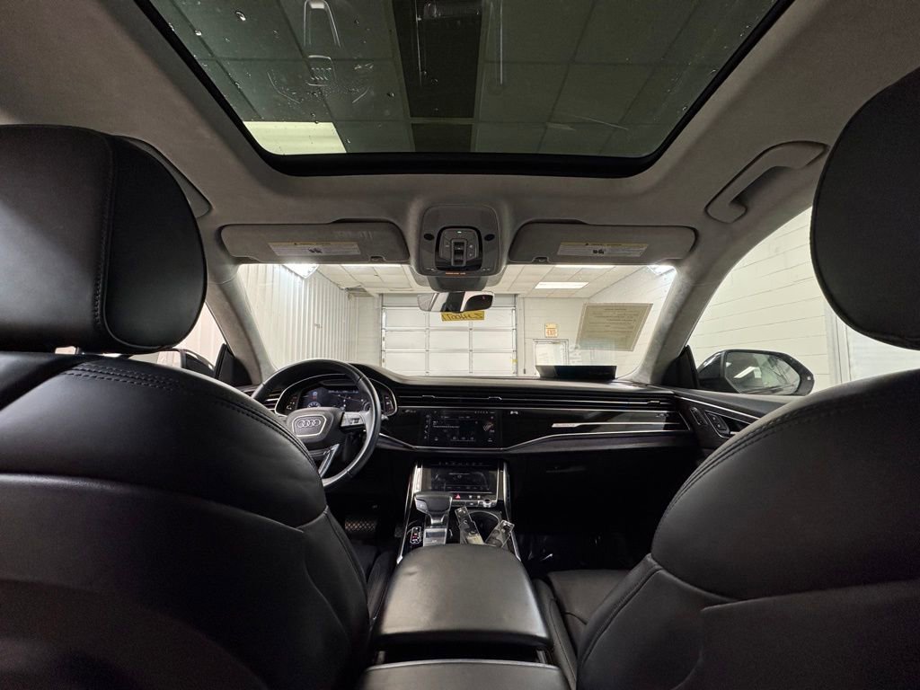Used 2019 Audi Q8 Prestige w/ Luxury Package image 22