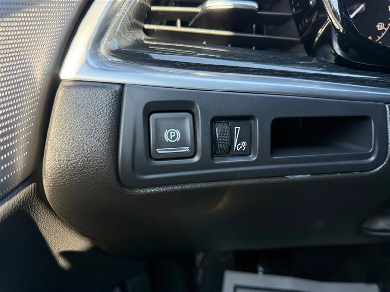 Used 2024 Cadillac XT5 Premium Luxury FWD image 34