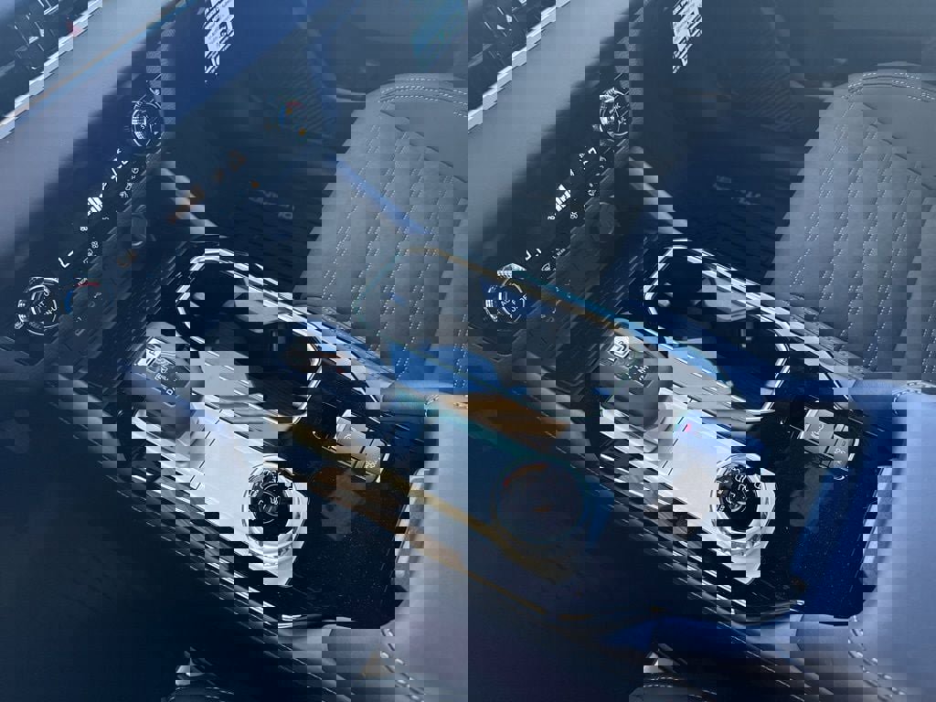 New 2026 Mitsubishi Outlander LE FWD image 19