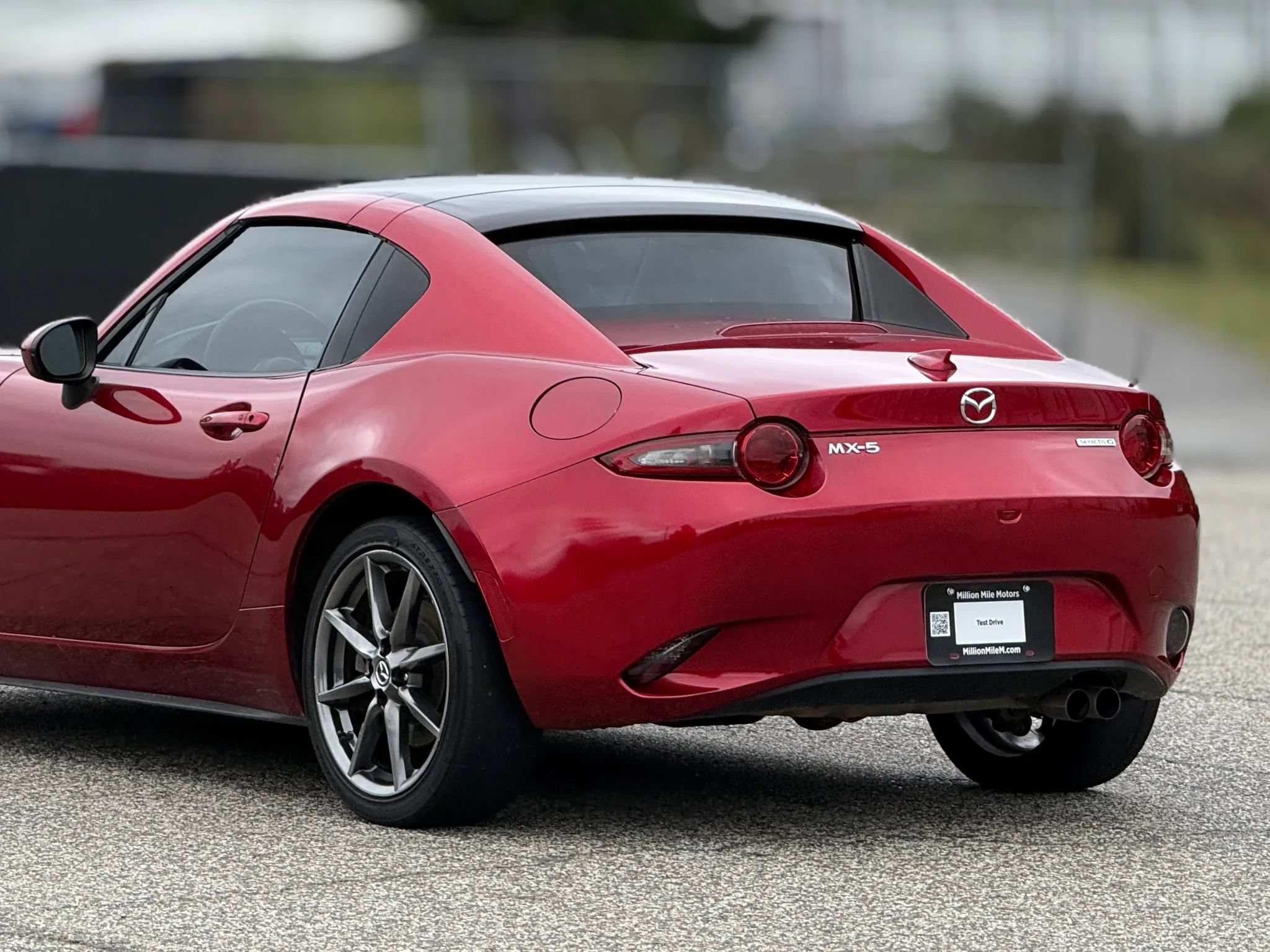 Used 2020 MAZDA MX-5 Miata RF Grand Touring RWD image 15