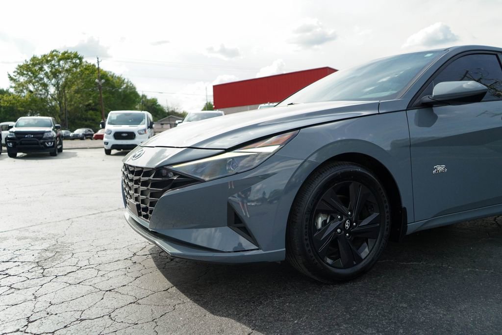 Used 2022 Hyundai Elantra SEL w/ Convenience Package image 10