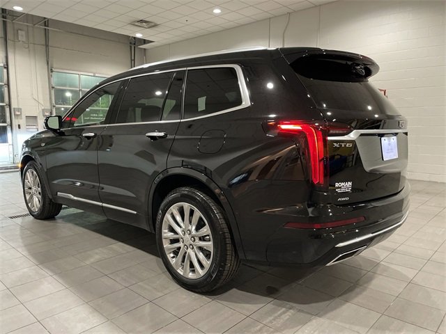 Certified 2025 Cadillac XT6 Premium Luxury w/ Technology Package image 3