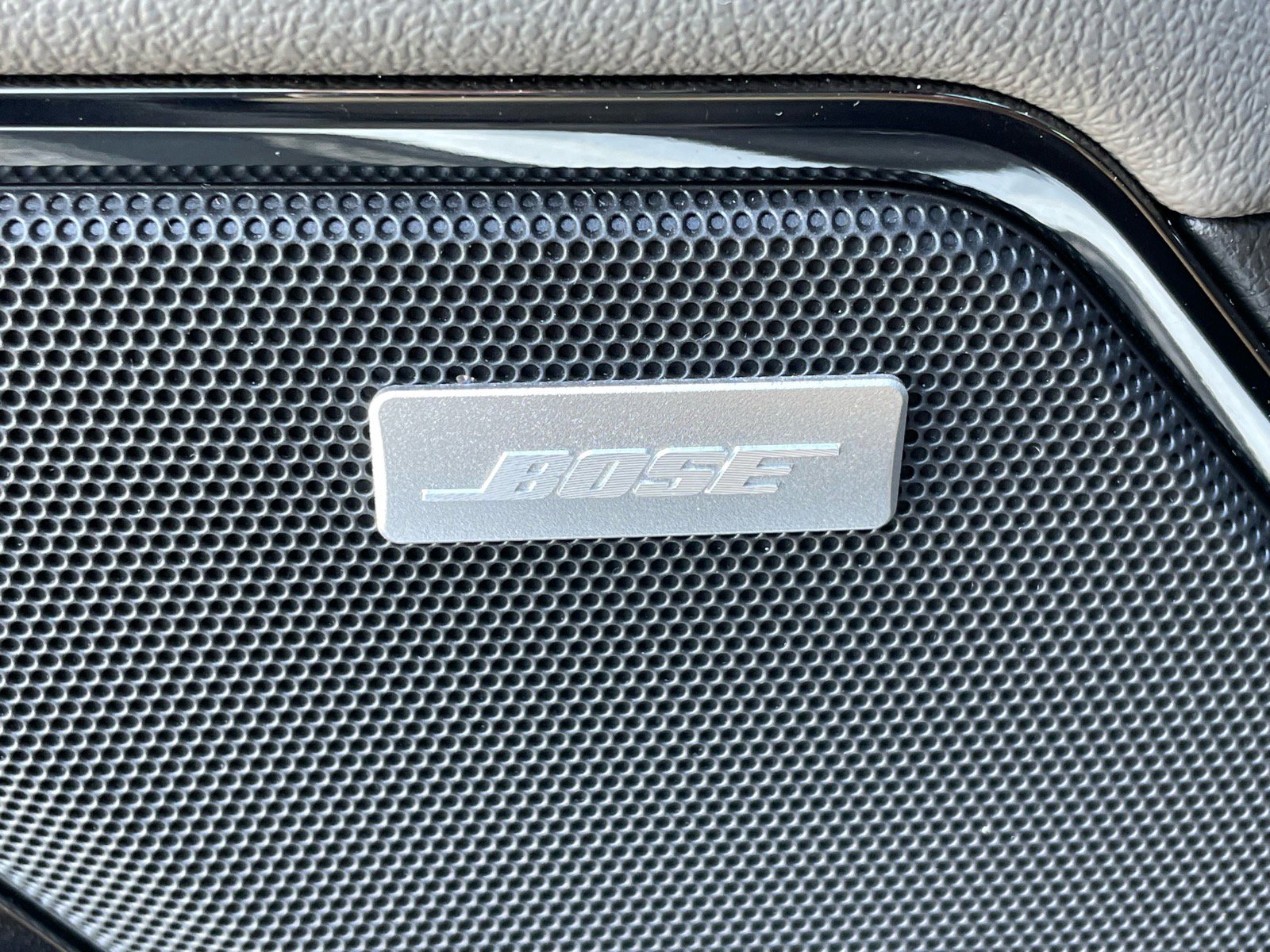 Used 2024 Chevrolet Silverado 1500 ZR2 image 14