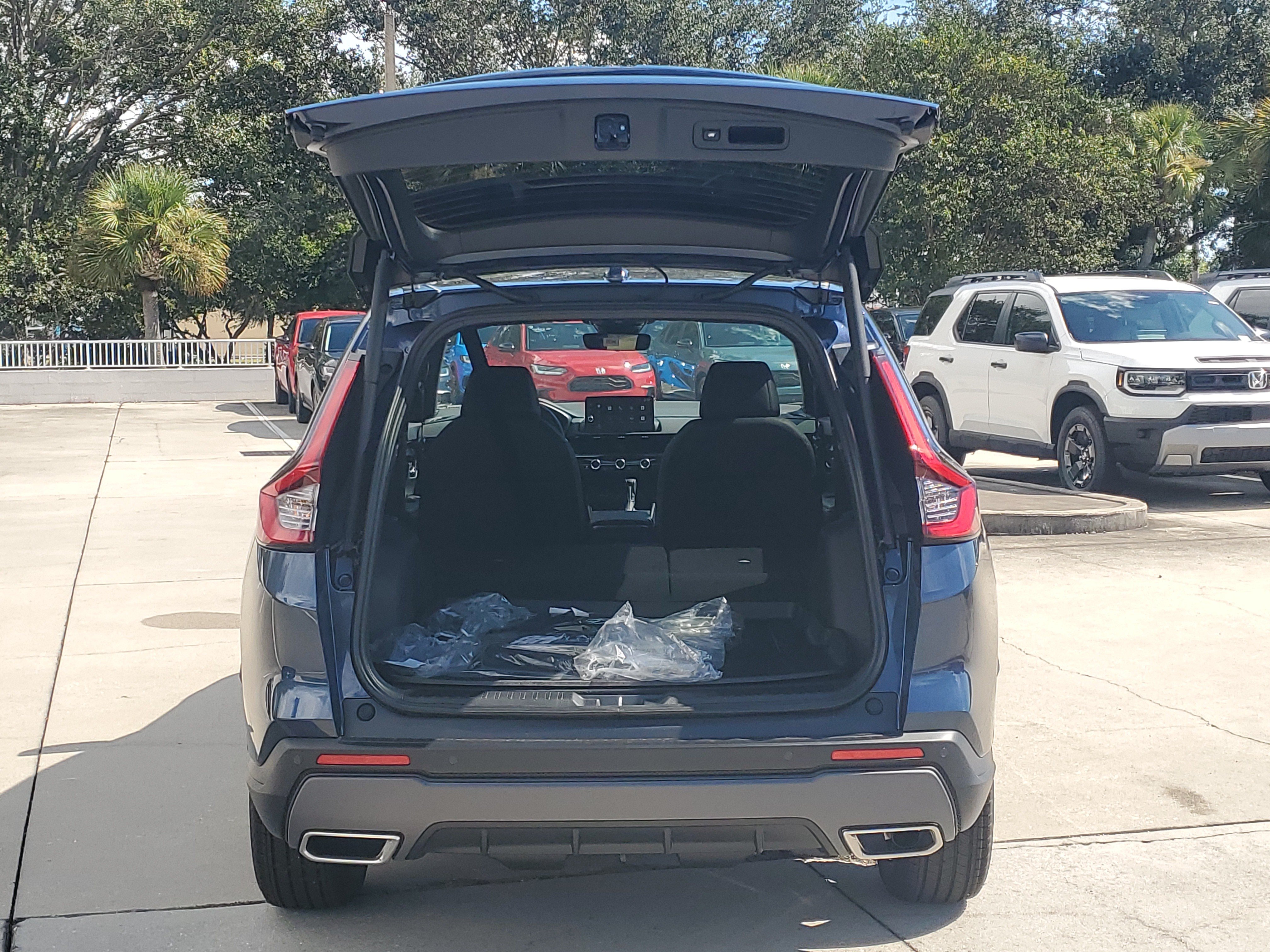 New 2027 Honda CR-V Sport Touring image 7