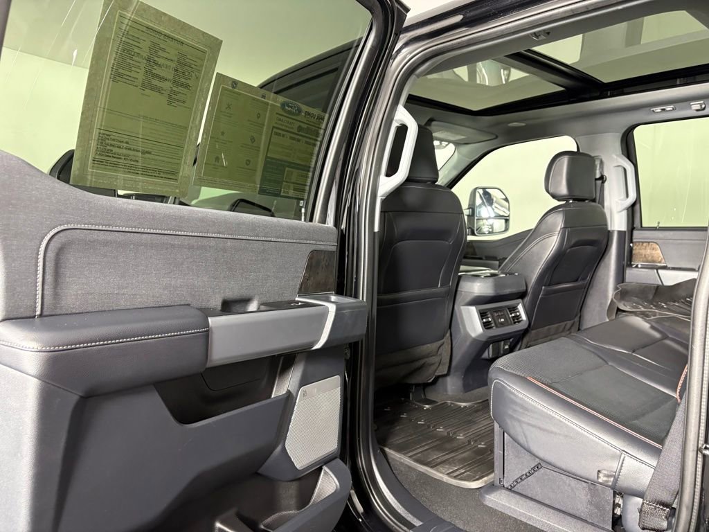 Used 2024 Ford F250 Lariat w/ Lariat Ultimate Package image 27