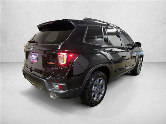 Used 2024 Honda Passport TrailSport image 5