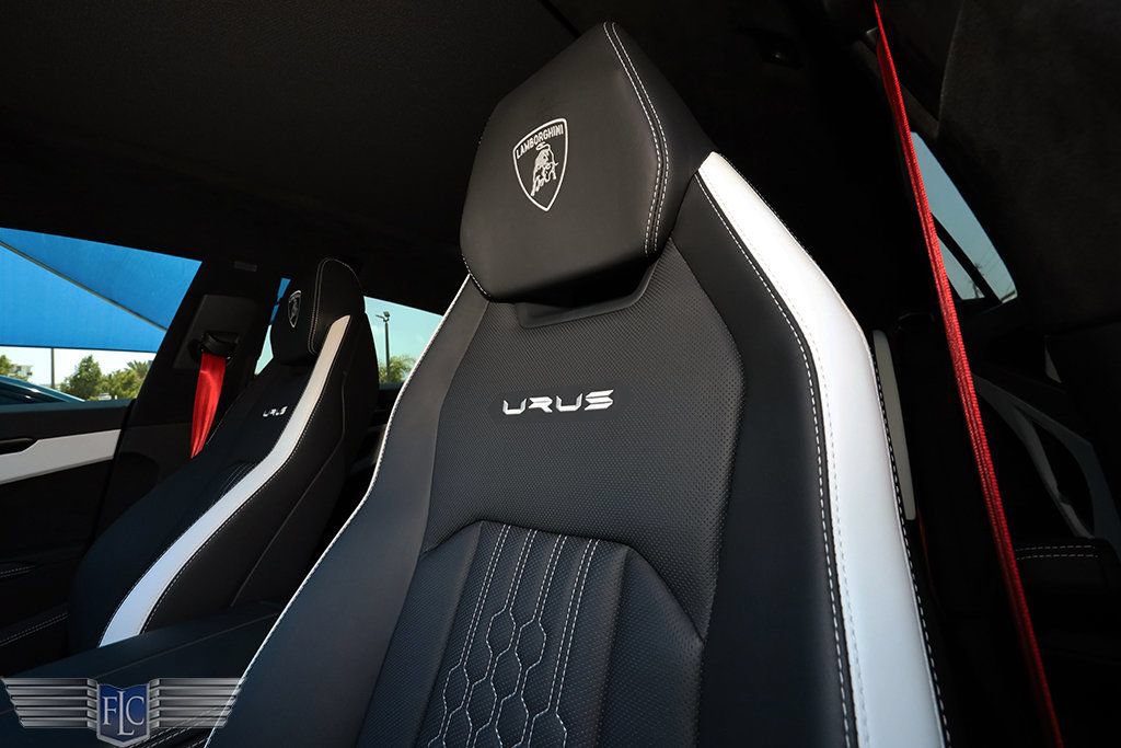 Used 2023 Lamborghini Urus S AWD/4WD image 17