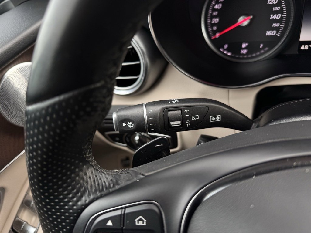 Used 2018 Mercedes-Benz GLC 300 4MATIC image 25