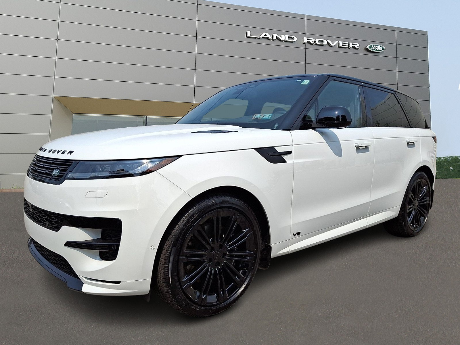 New 2026 Land Rover Range Rover Sport Dynamic SE AWD/4WD image 1