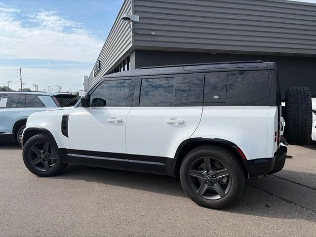 Used 2022 Land Rover Defender 110 X-Dynamic HSE AWD/4WD image 8