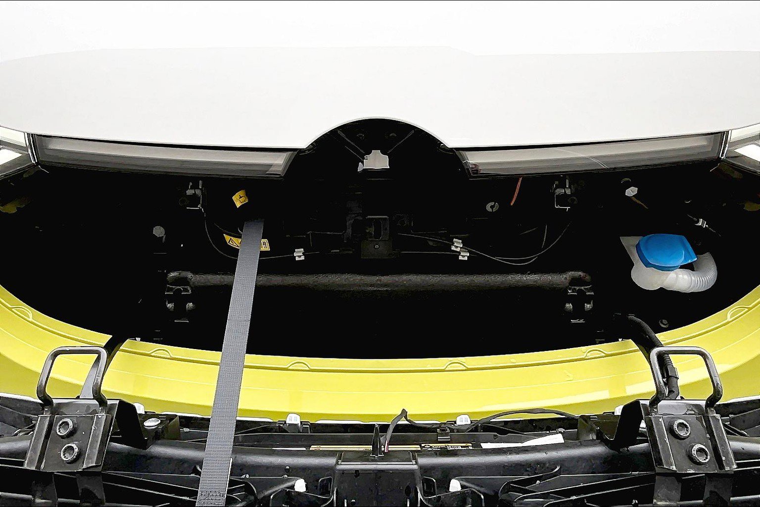 New 2025 Volkswagen ID. Buzz 1st Edition AWD/4WD image 9