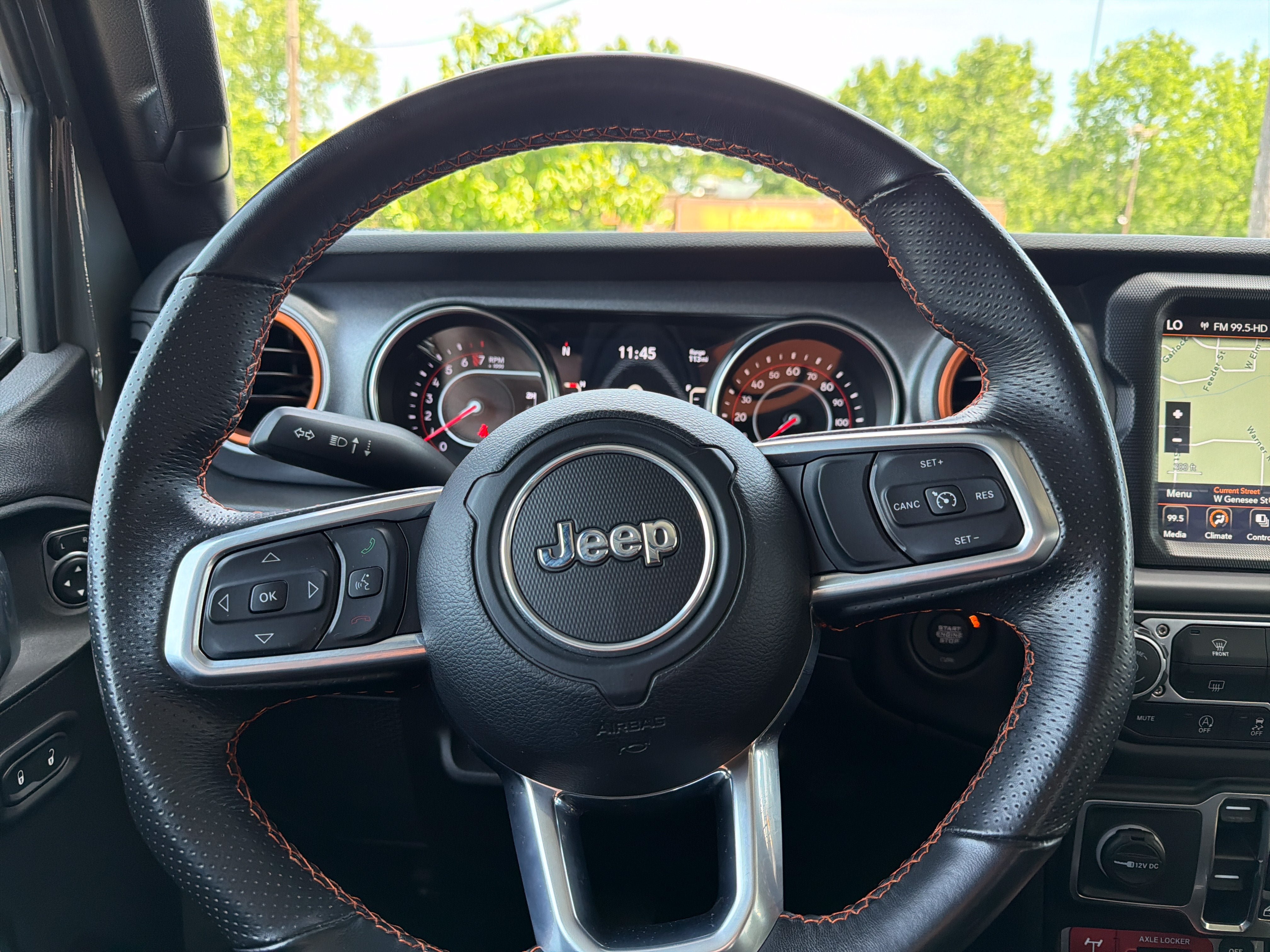 Used 2021 Jeep Gladiator Mojave AWD/4WD image 13