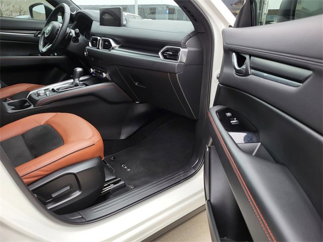 Certified 2024 MAZDA CX-5 Carbon Edition image 7
