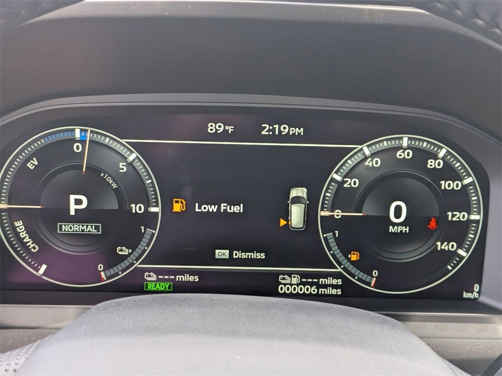 New 2025 Mitsubishi Outlander SE image 17