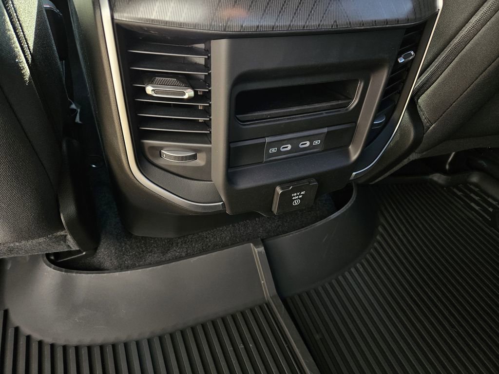 New 2026 RAM 1500 2WD Crew Cab image 11