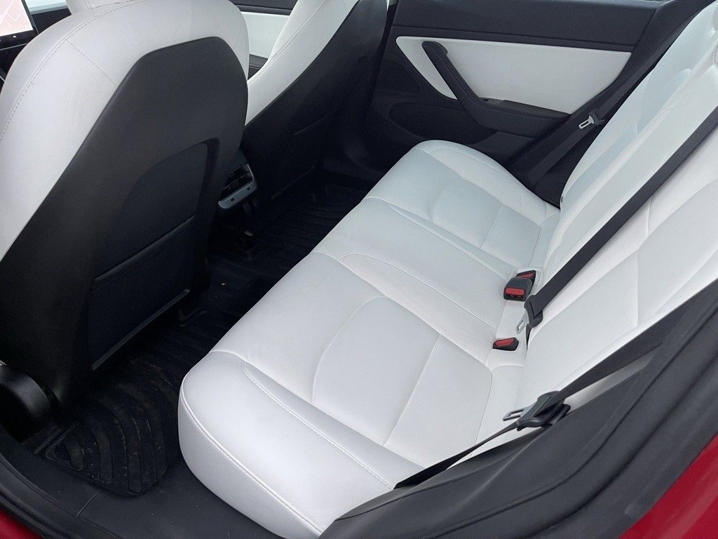 Used 2020 Tesla Model 3 Performance image 9