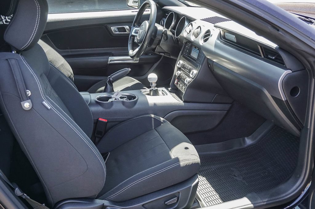 Used 2021 Ford Mustang GT RWD image 12