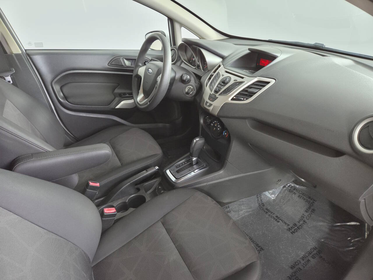 Used 2012 Ford Fiesta SE w/ Super Fuel Economy Pkg FWD image 32