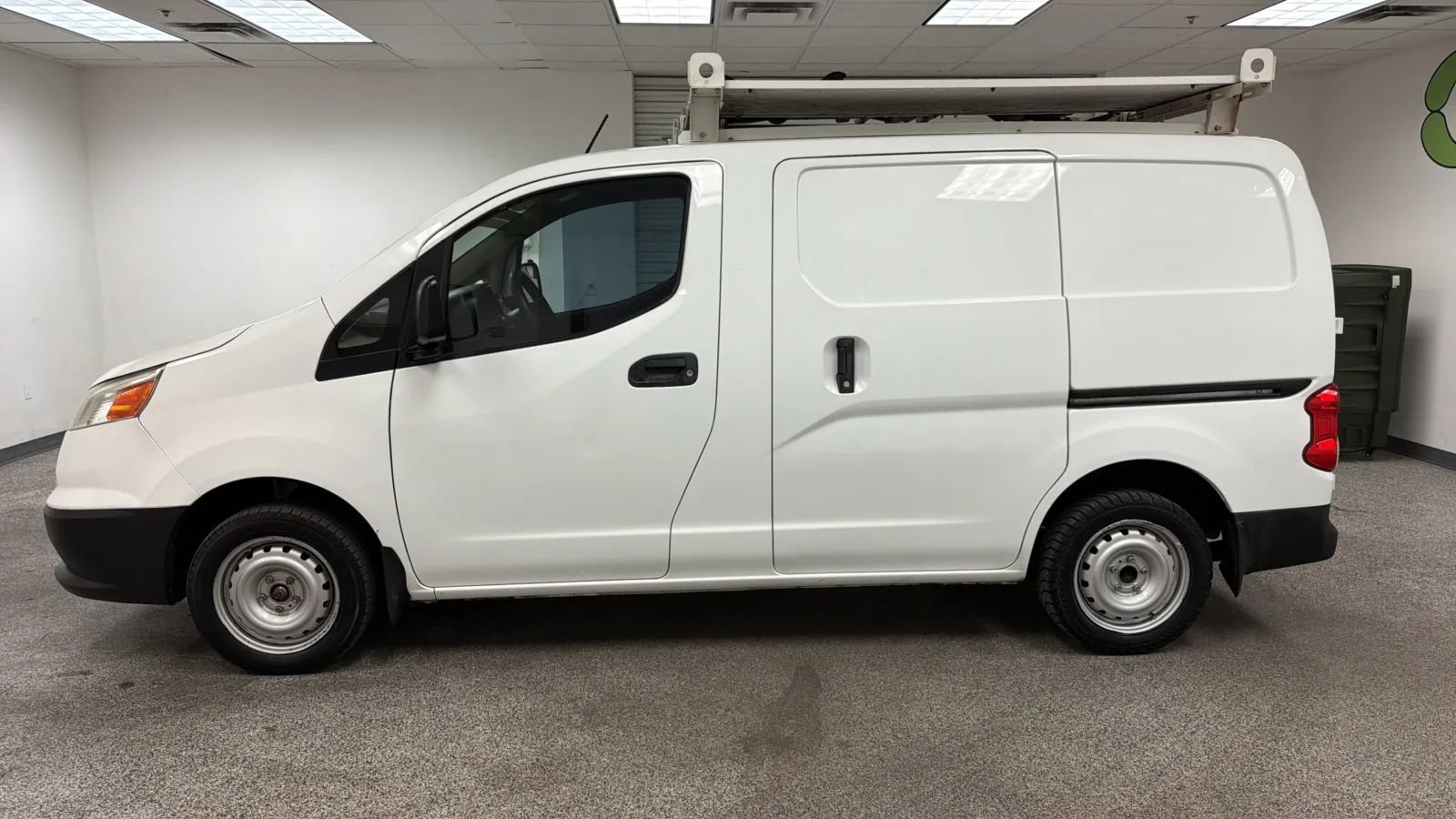 Used 2015 Chevrolet City Express LT FWD image 2