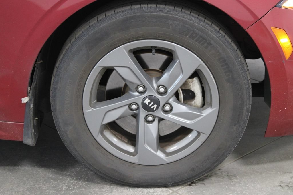 Used 2021 Kia K5 LX FWD image 12