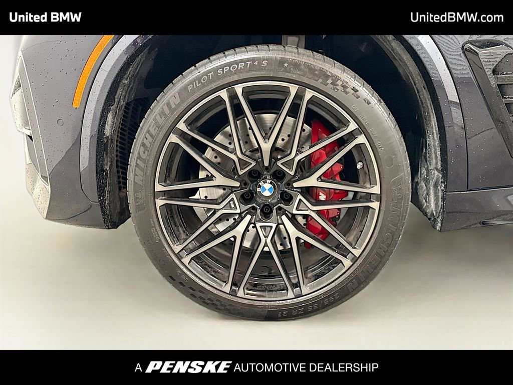 Used 2024 BMW X5 M Competition w/ Executive Package image 2