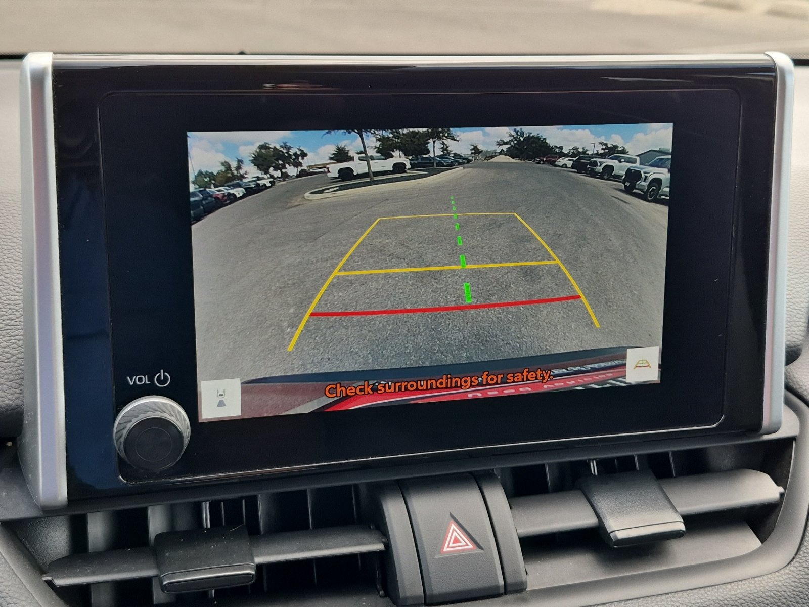 Used 2025 Toyota RAV4 XLE FWD image 17