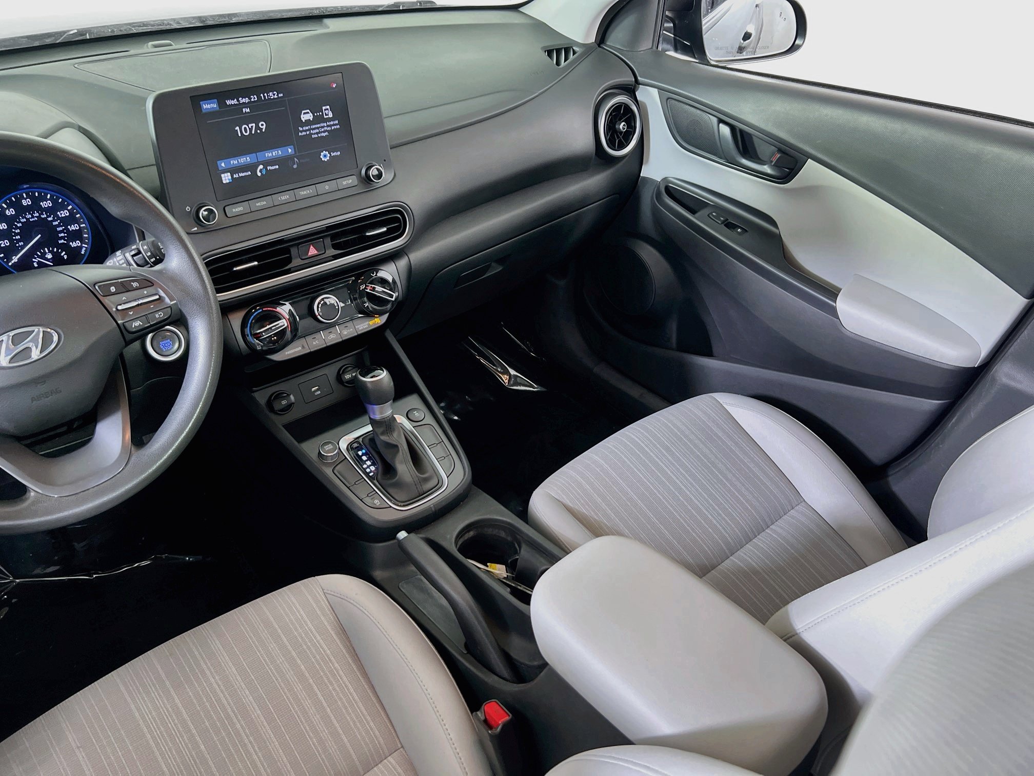 Used 2023 Hyundai Kona SEL w/ Cargo Package AWD/4WD image 21