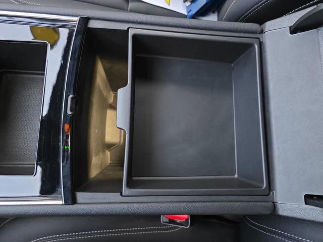 Used 2025 Chevrolet Traverse LT image 25