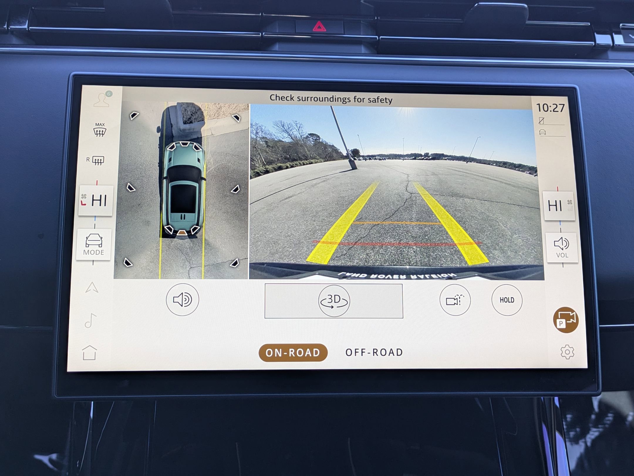 Used 2025 Land Rover Range Rover Sport SE image 15