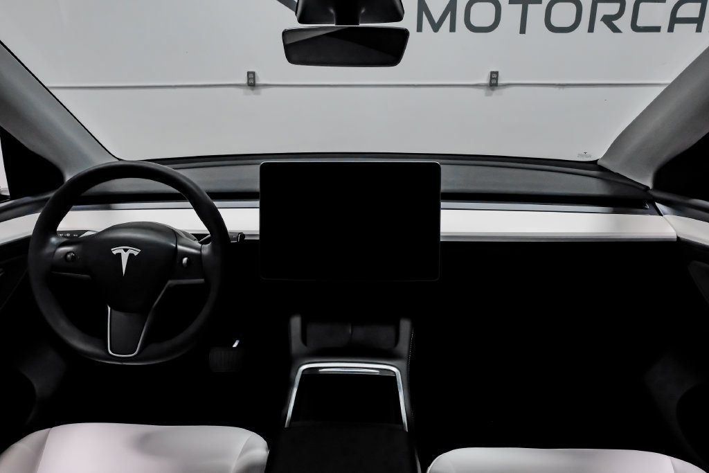 Used 2023 Tesla Model Y Long Range AWD/4WD image 20