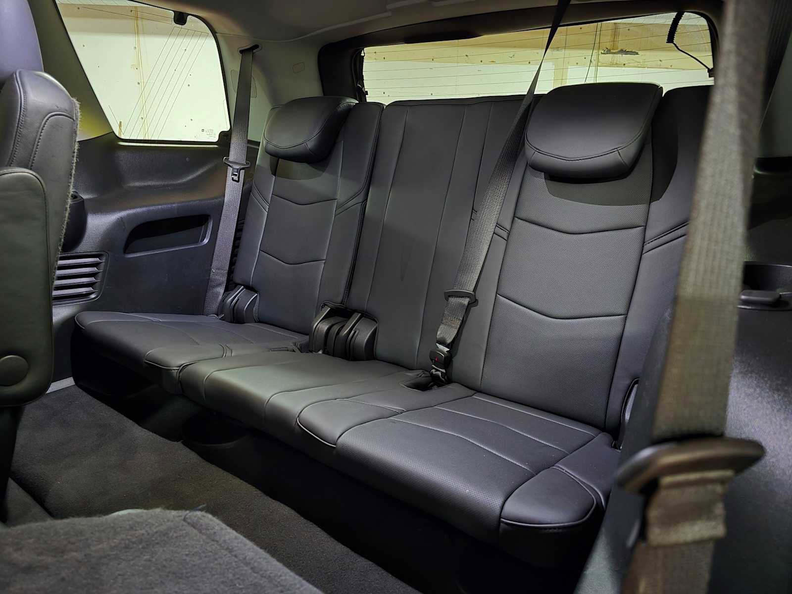 Used 2020 Cadillac Escalade Premium Luxury image 20