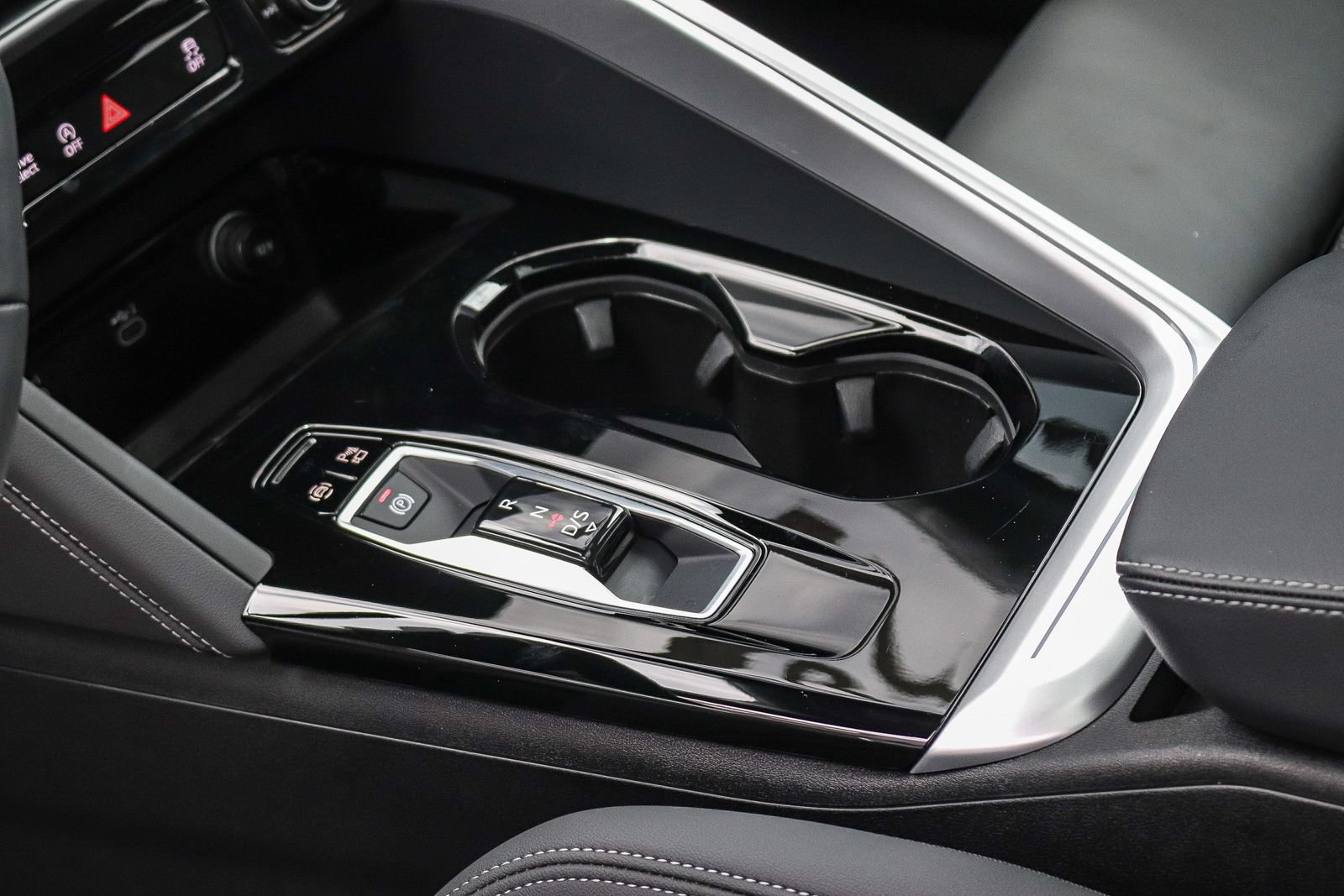 Certified 2025 Audi Q5 Premium w/ Premium Plus AWD/4WD image 22