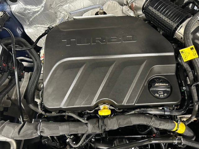 Used 2024 Chevrolet Trax LS w/ LS Convenience Package FWD image 10
