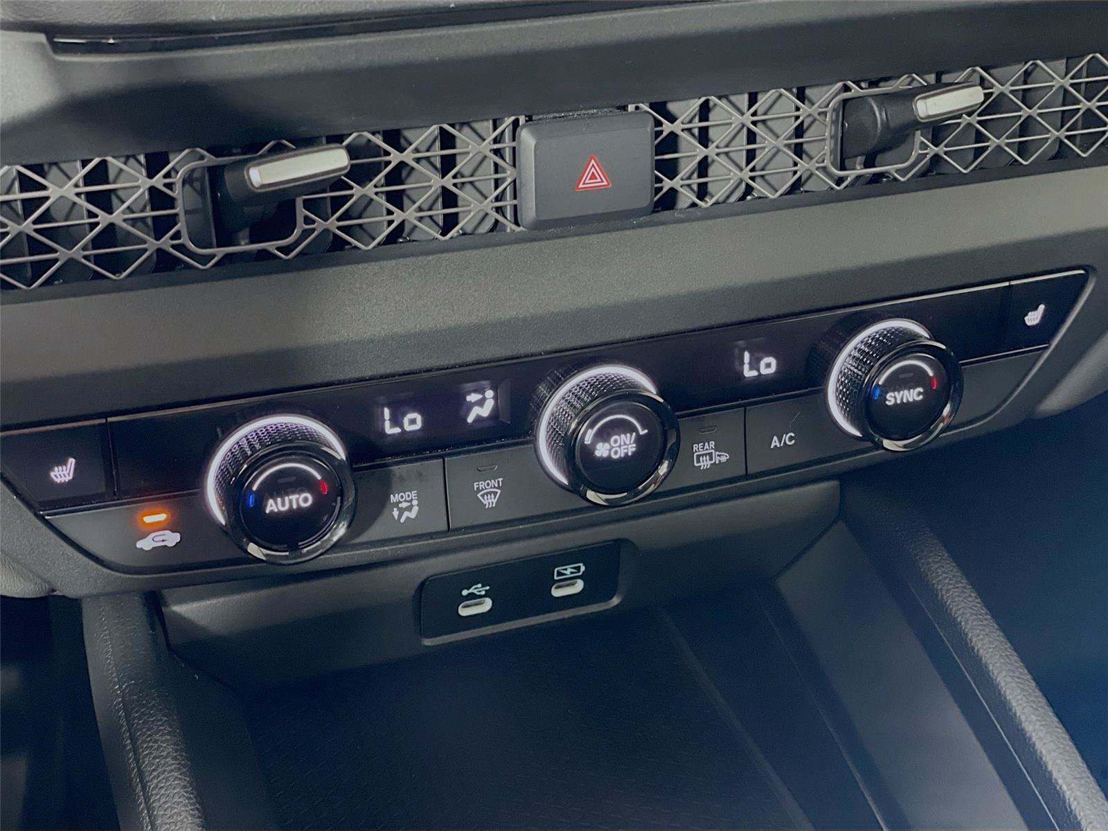 Certified 2025 Honda Accord SE image 18