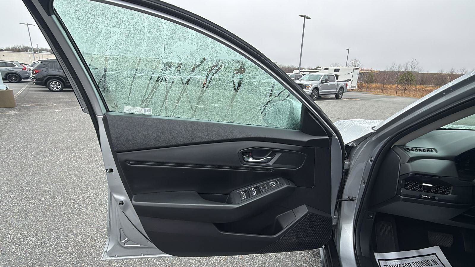 Used 2024 Honda Accord EX image 25