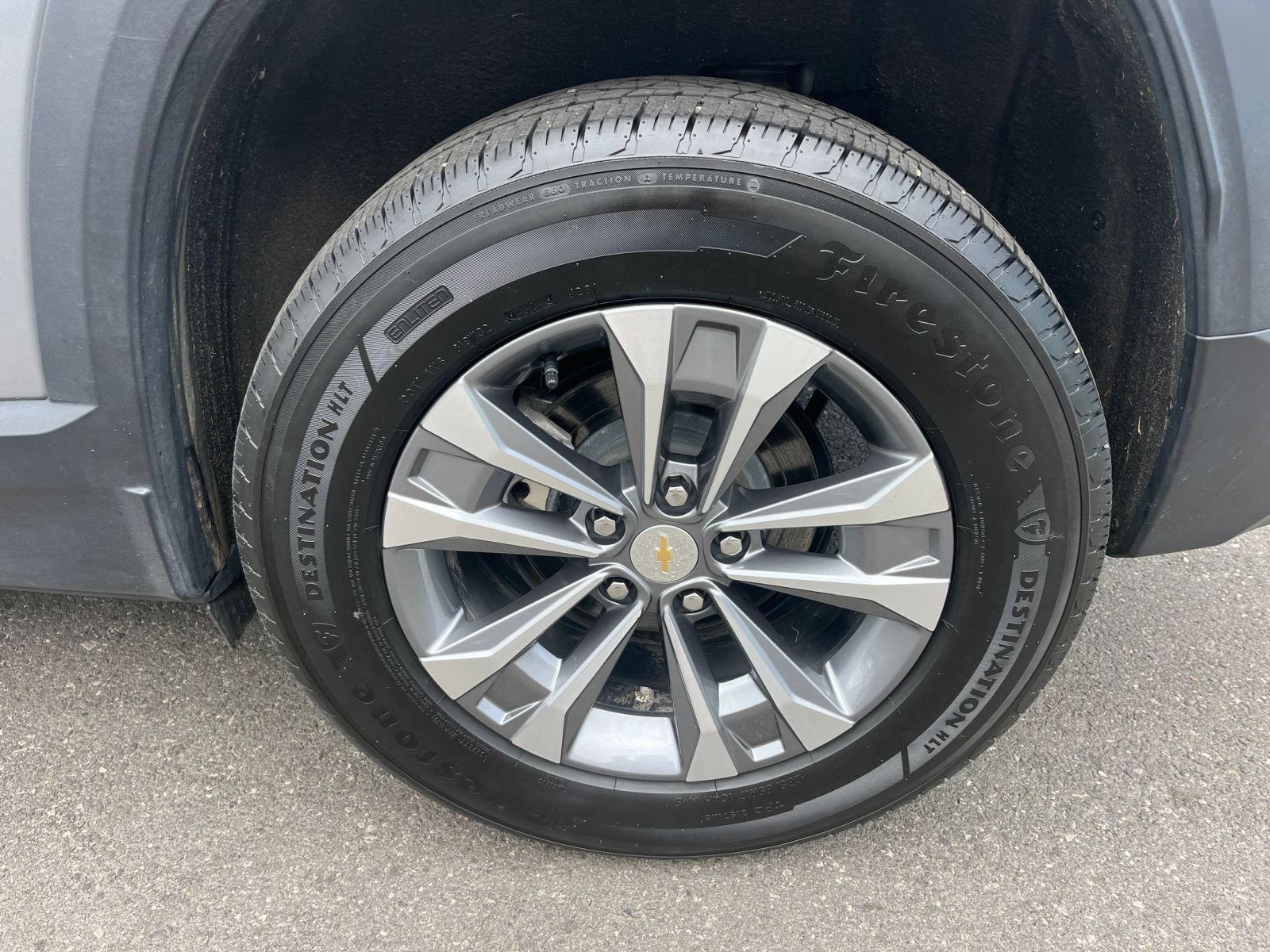 Used 2025 Chevrolet Equinox LT FWD image 30