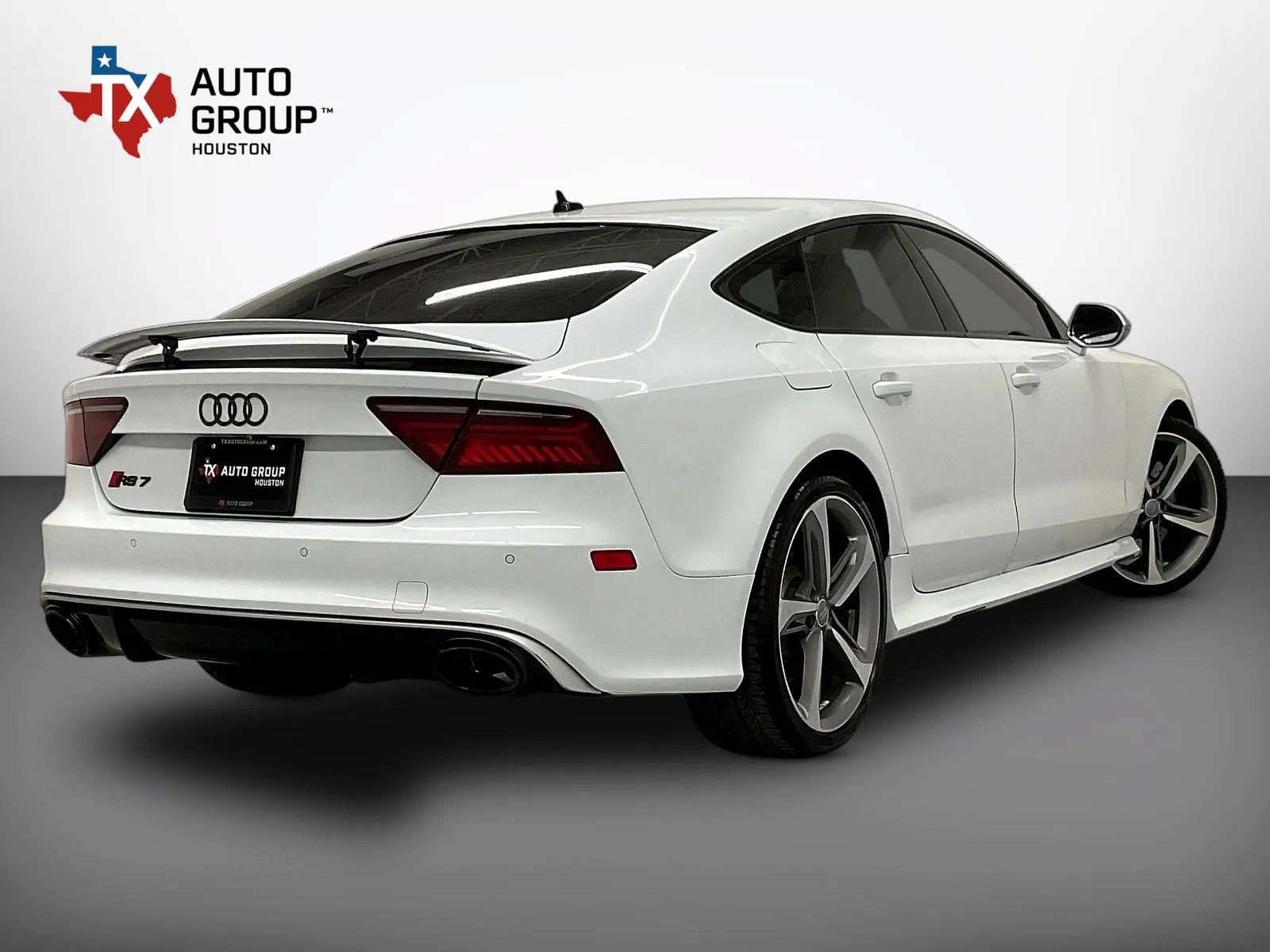 Used 2017 Audi RS 7 Prestige AWD/4WD image 5