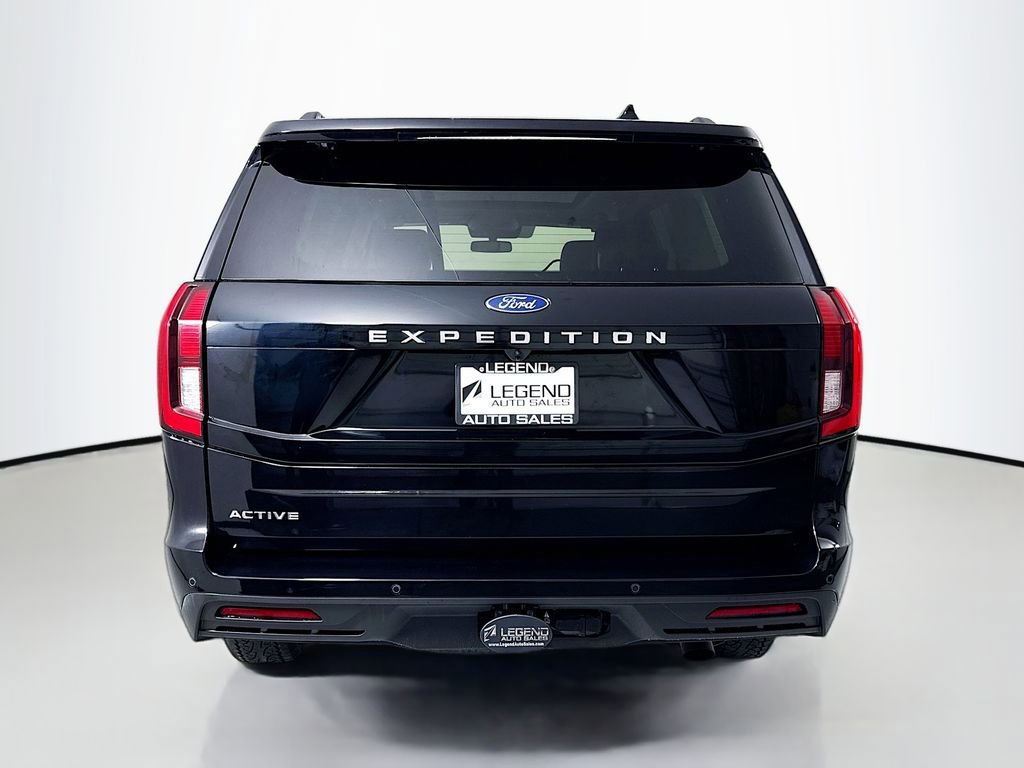 Used 2025 Ford Expedition Active image 8