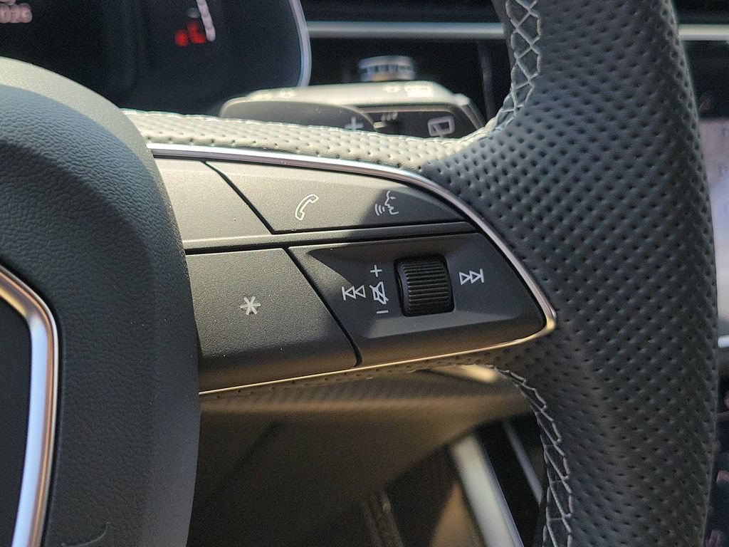 New 2026 Audi SQ8 Premium Plus AWD/4WD image 9